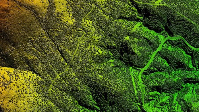 Redes - Apoyos en Línea Aérea de Alta Tensión - Iberdrola