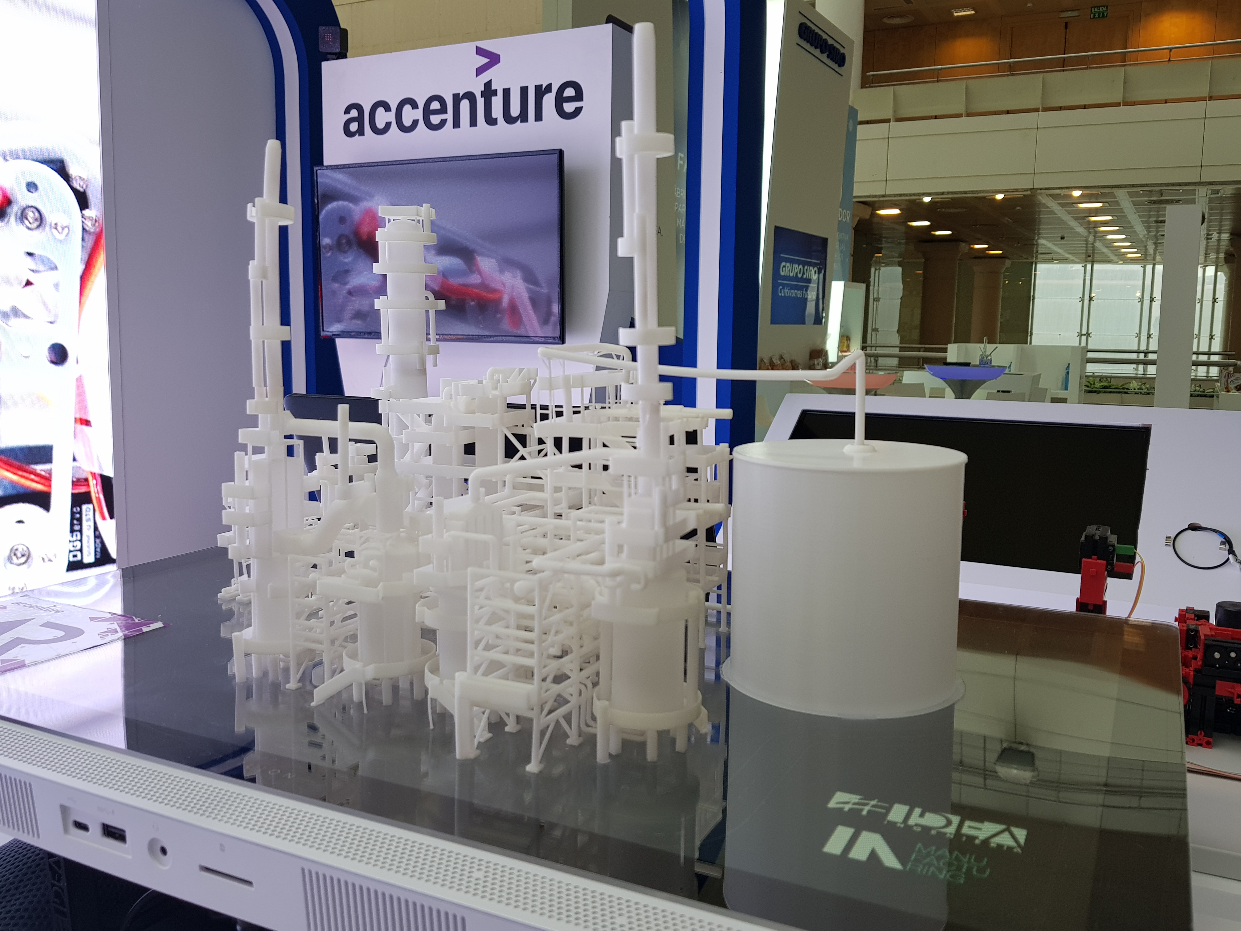 Detalle Maqueta fabricación aditiva accenture_ CIC40