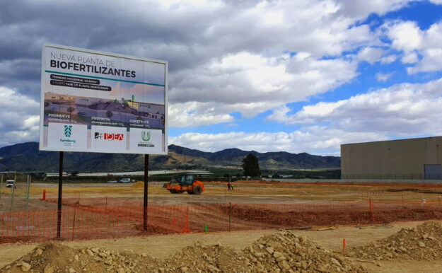 cartel obra planta symborg