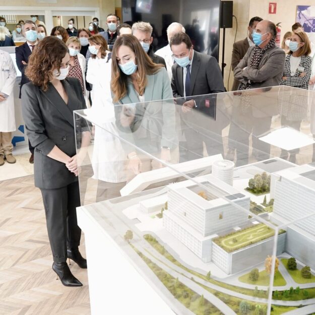 maqueta interactiva hospital la paz