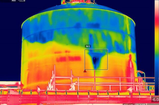 Inspección con drones en planta de lubricantes