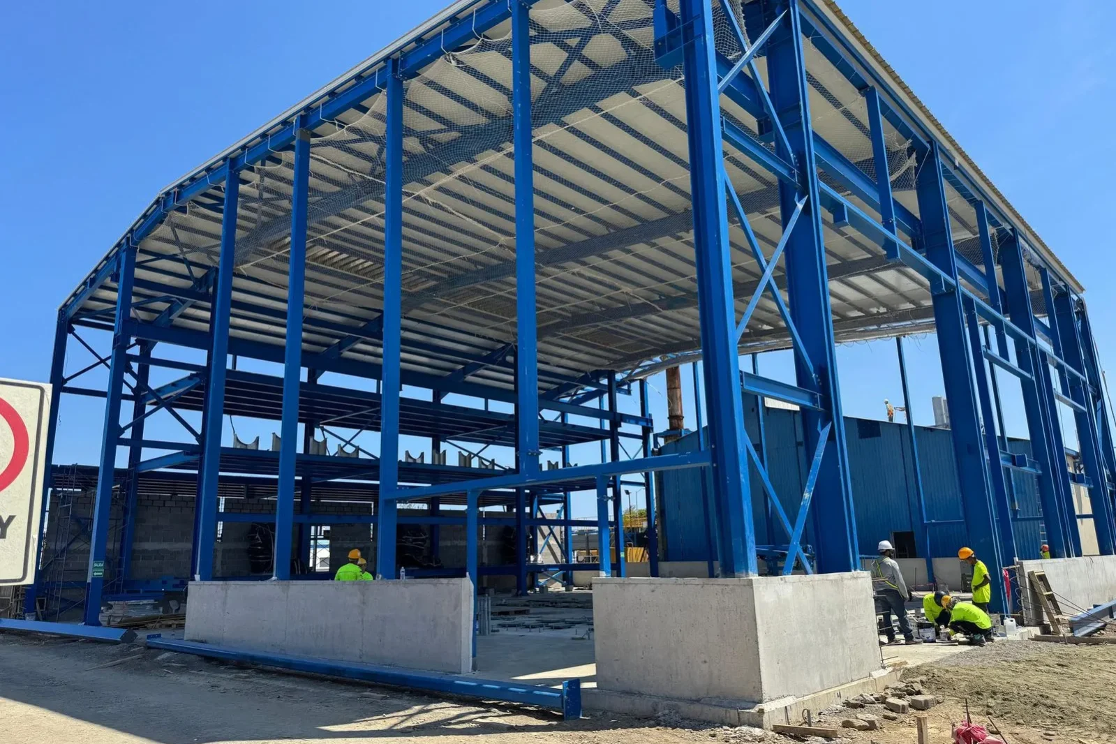 central eléctrica en Roatán